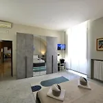 Ciaobari - Elegant 4 Bedrooms In The Heart Of Old Town * Bari