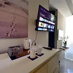 Ciaobari - Elegant 4 Bedrooms In The Heart Of Old Town Lägenhet *