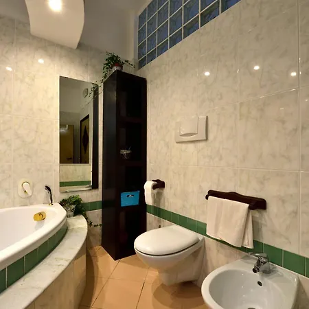 Ciaobari - Elegant 4 Bedrooms In The Heart Of Old Town * バーリ