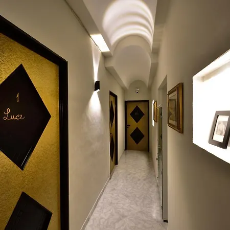 アパート Ciaobari - Elegant 4 Bedrooms In The Heart Of Old Town *