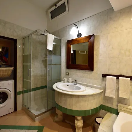 Ciaobari - Elegant 4 Bedrooms In The Heart Of Old Town * バーリ