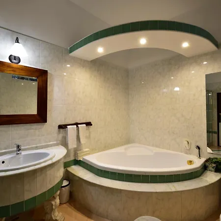 Ciaobari - Elegant 4 Bedrooms In The Heart Of Old Town アパート