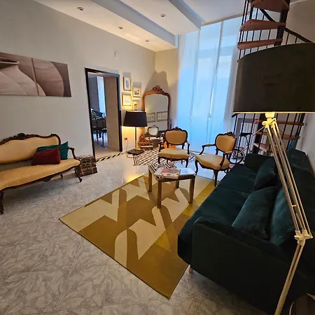 Ciaobari - Elegant 4 Bedrooms In The Heart Of Old Town アパート バーリ