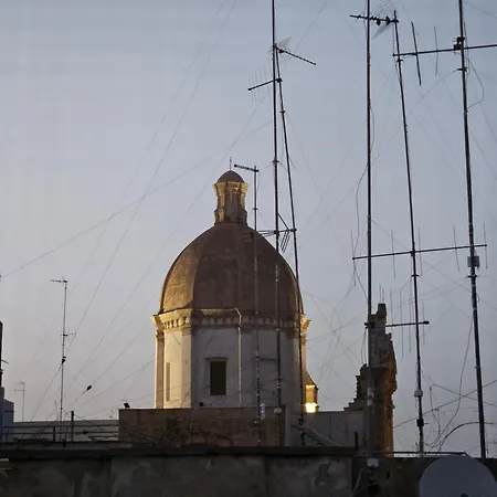 Ciaobari - Elegant 4 Bedrooms In The Heart Of Old Town バーリ