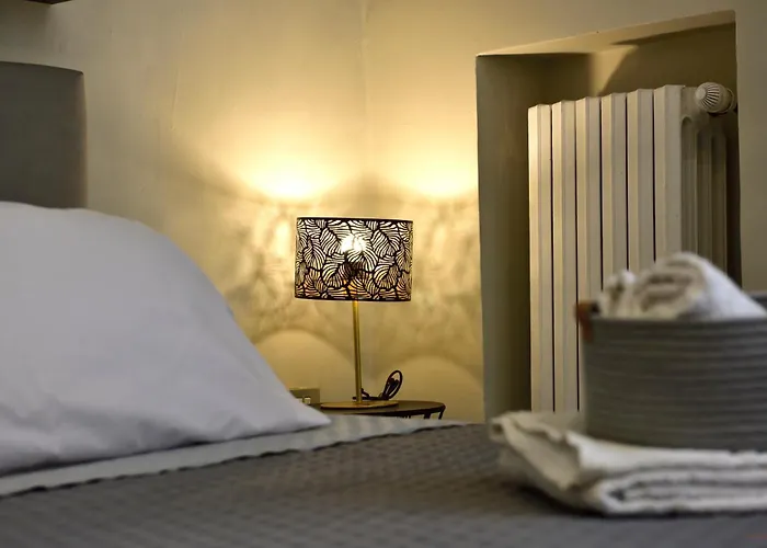 Ciaobari - Elegant 4 Bedrooms In The Heart Of Old Town Бари