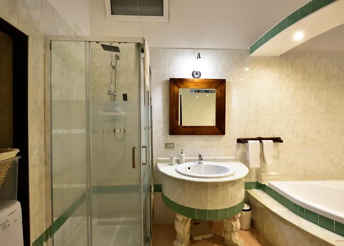 Ciaobari - Elegant 4 Bedrooms In The Heart Of Old Town *