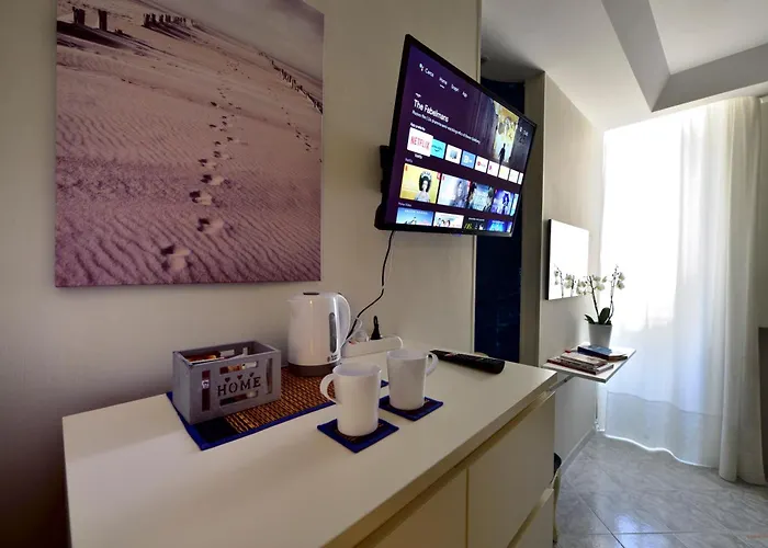 Ciaobari - Elegant 4 Bedrooms In The Heart Of Old Town Апартаменты *