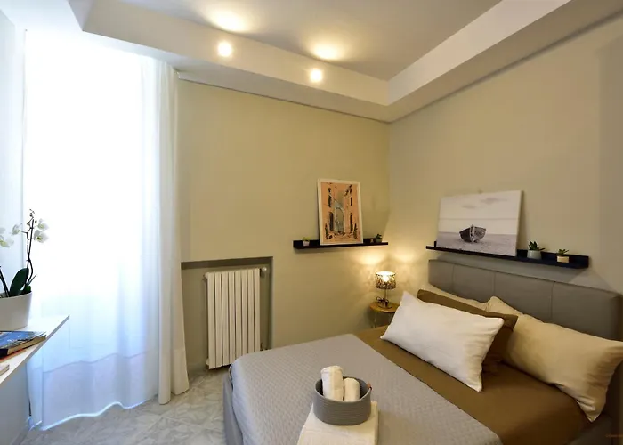 Ciaobari - Elegant 4 Bedrooms In The Heart Of Old Town Апартаменты