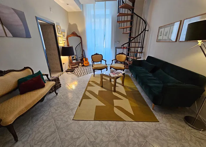 Ciaobari - Elegant 4 Bedrooms In The Heart Of Old Town Апартаменты