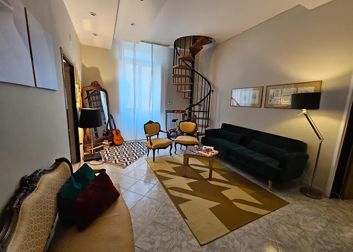 Ciaobari - Elegant 4 Bedrooms In The Heart Of Old Town Бари