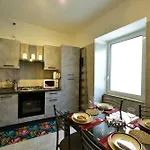 Ciaobari - Elegant 4 Bedrooms In The Heart Of Old Town Apartment Bari