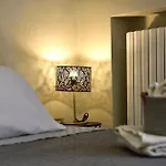 Ciaobari - Elegant 4 Bedrooms In The Heart Of Old Town Bari