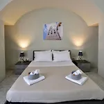 Ciaobari - Elegant 4 Bedrooms In The Heart Of Old Town Apartment Bari