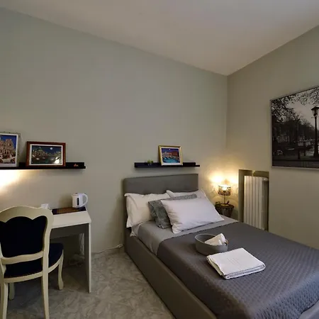Апартаменты Ciaobari - Elegant 4 Bedrooms In The Heart Of Old Town *